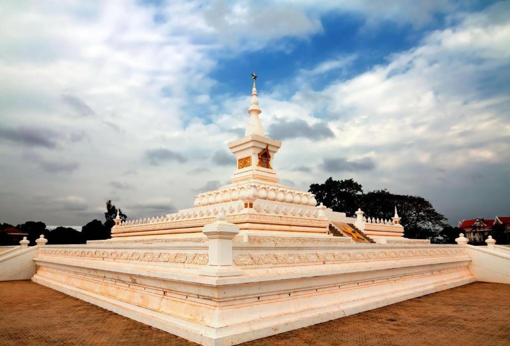 Mekong Sunshine Hotel Vientiane Eksteriør bilde